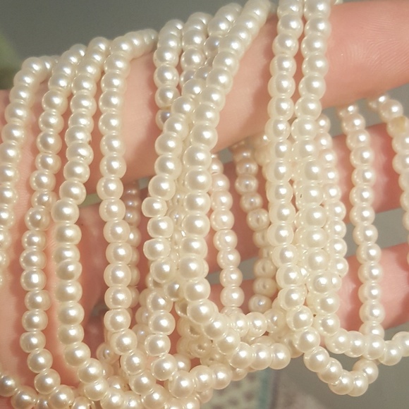 Ten pearly beaded bracelets that stretch! - Picture 4 of 5